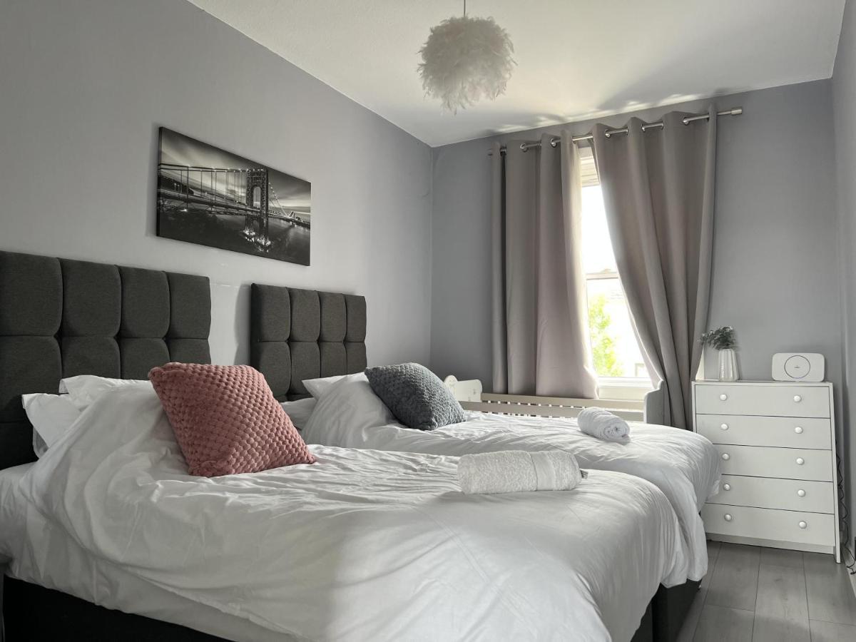 Captivating 2-Bed Apartment In Kirkcaldy Exterior foto